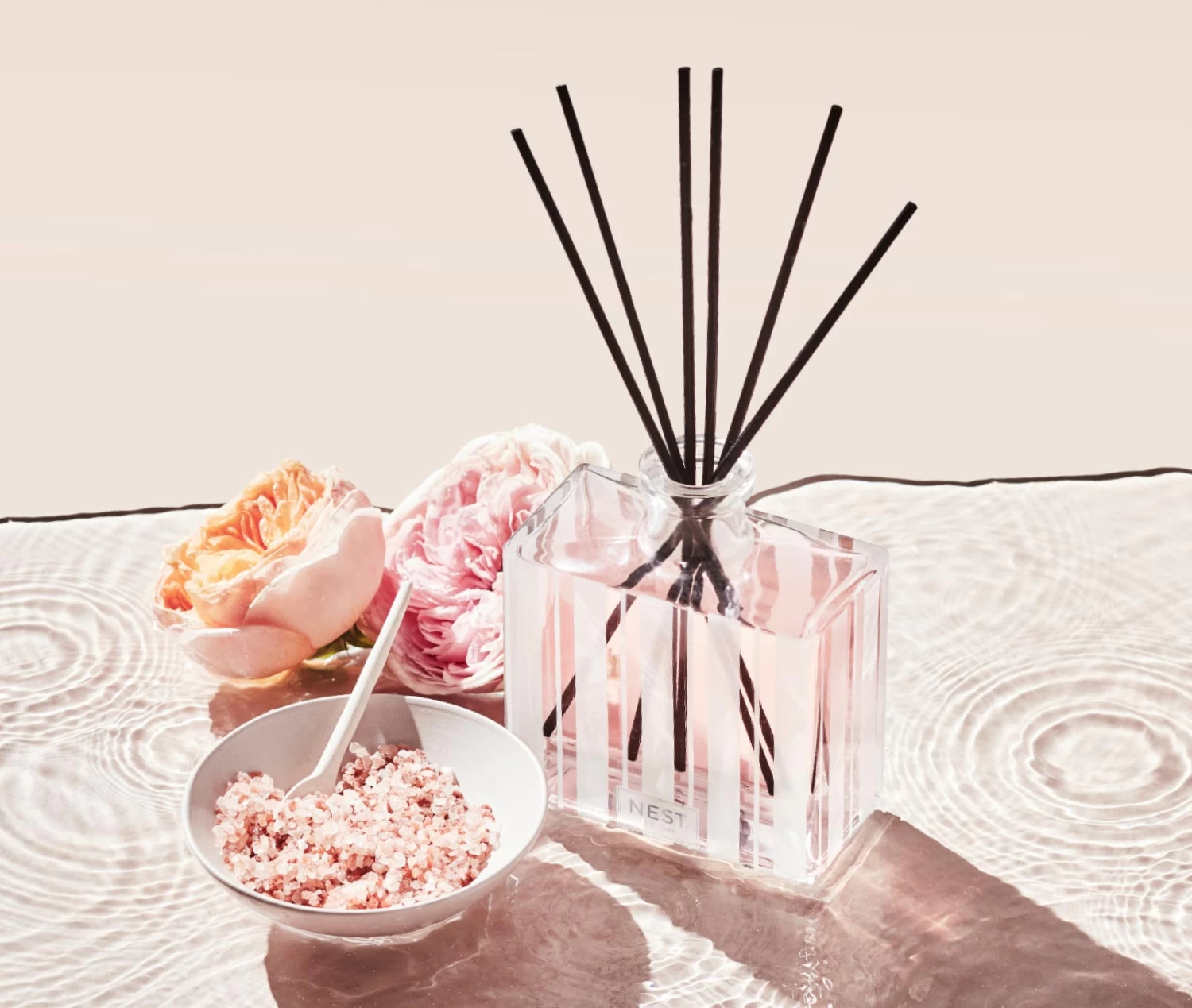 Himalayan Salt & Rosewater Reed Diffuser 4 Himalayan Salt & Rosewater Reed Diffuser - Image 2