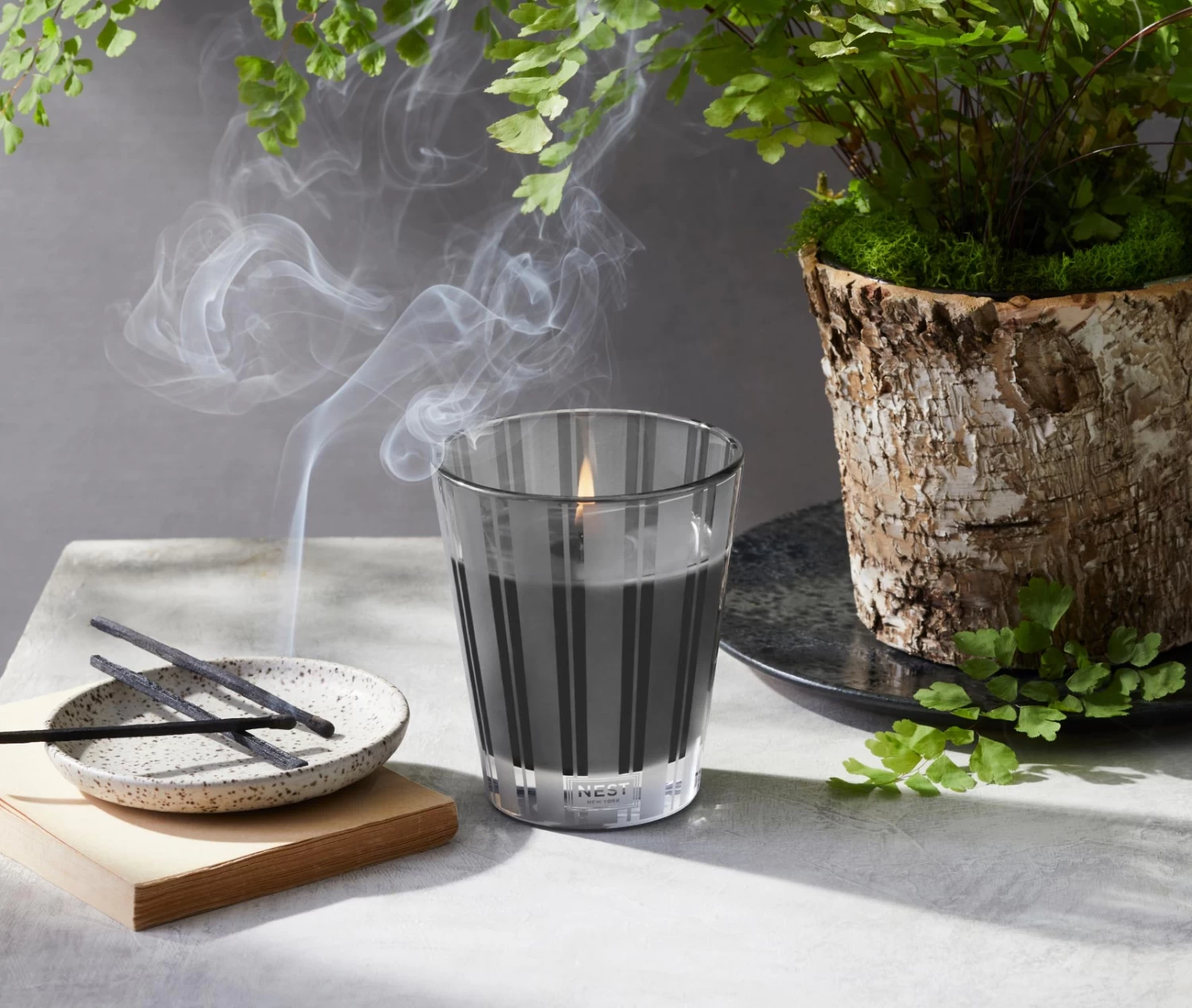 Charcoal Woods Classic Candle 4 Charcoal Woods Classic Candle - Image 2